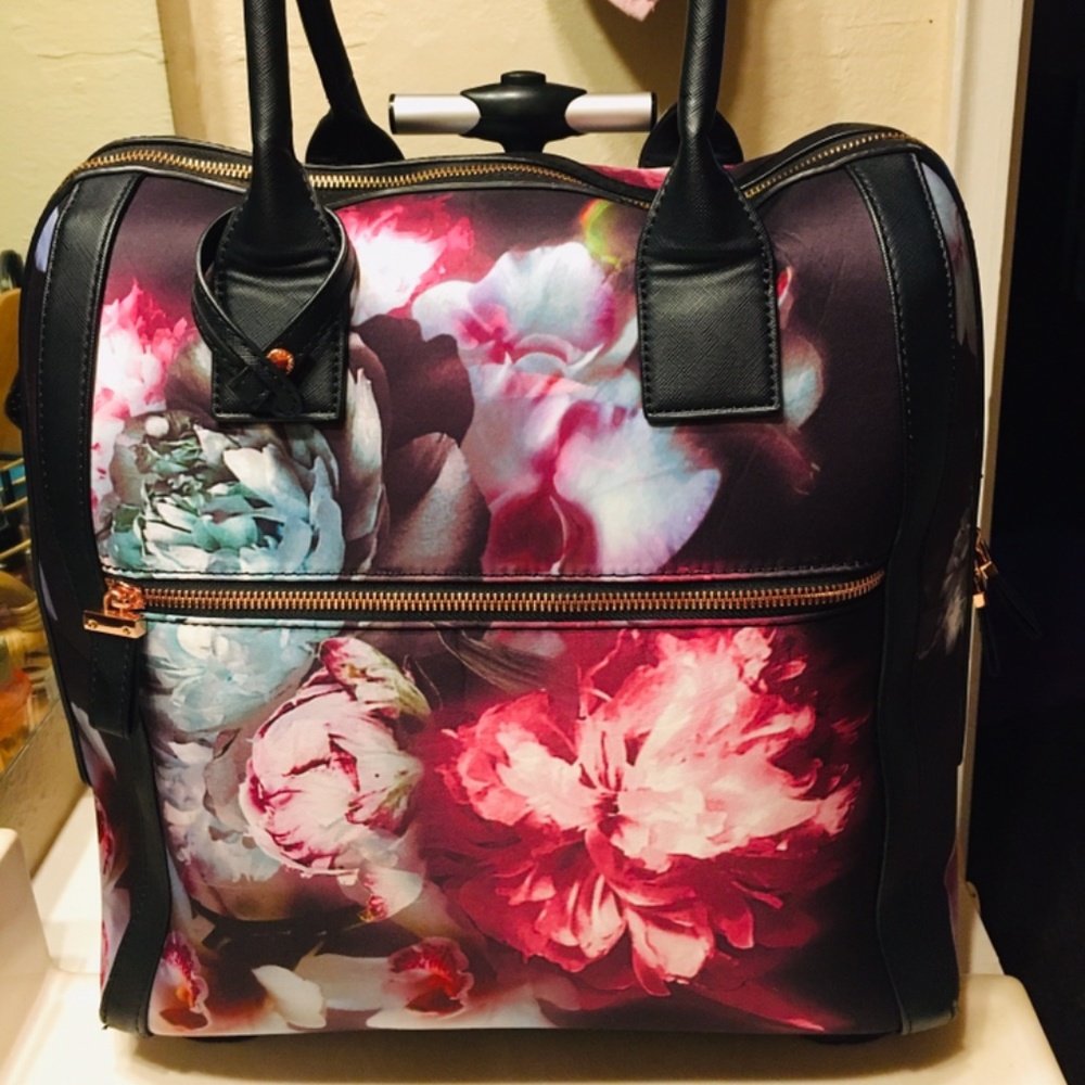 Small luggage bag